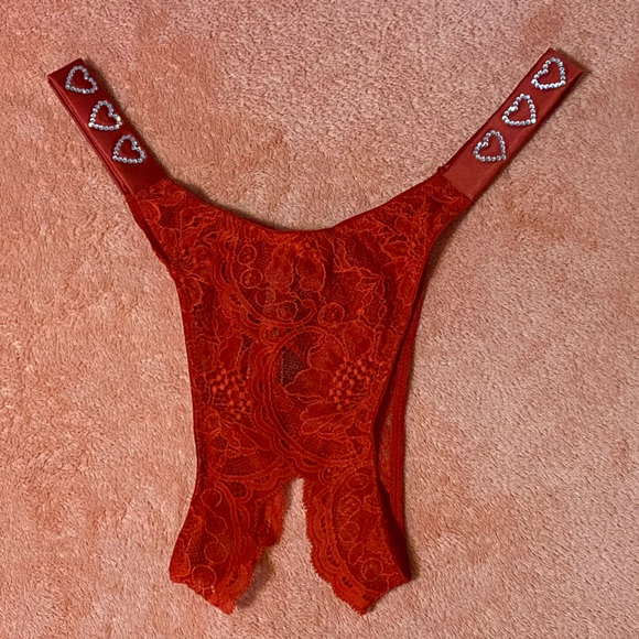 Victoria’s Secret, shine strap hearts, crotchless panties - Picture 4 of 4